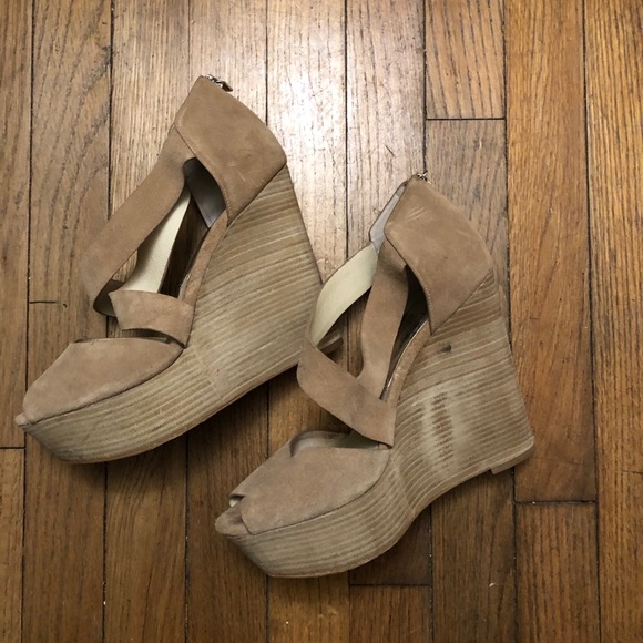 SOLD Michael Kors Ariel Wedges - Picture 7 of 8